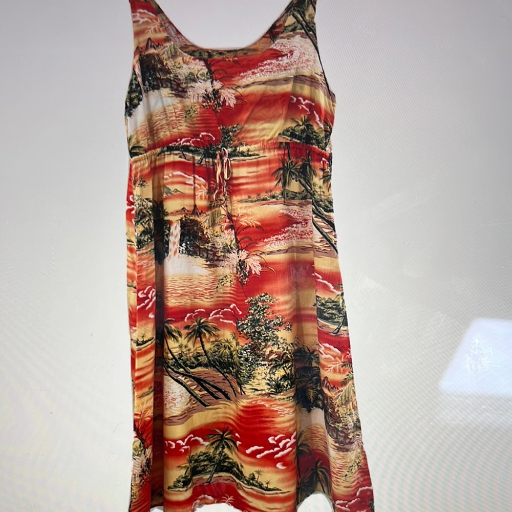 Puanani Hawaiian vintage floral dress. Size medium